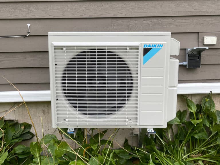 Heat Pump - Outdoor Unit - Clean