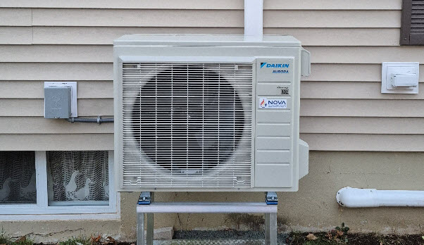 Daikin 15,000 BTU cold climate Aurora - Heat Pump